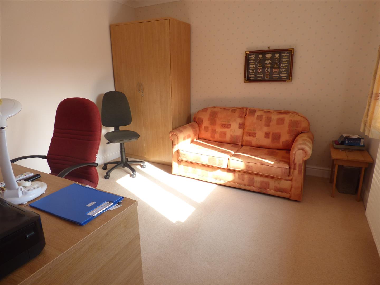 BEDROOM 4